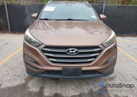 2016 Hyundai Tucson Se z USA, uszkodzony, nr VIN KM8J33A48GU238076